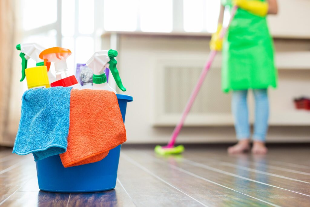 residential-cleaning-services-2500x1667